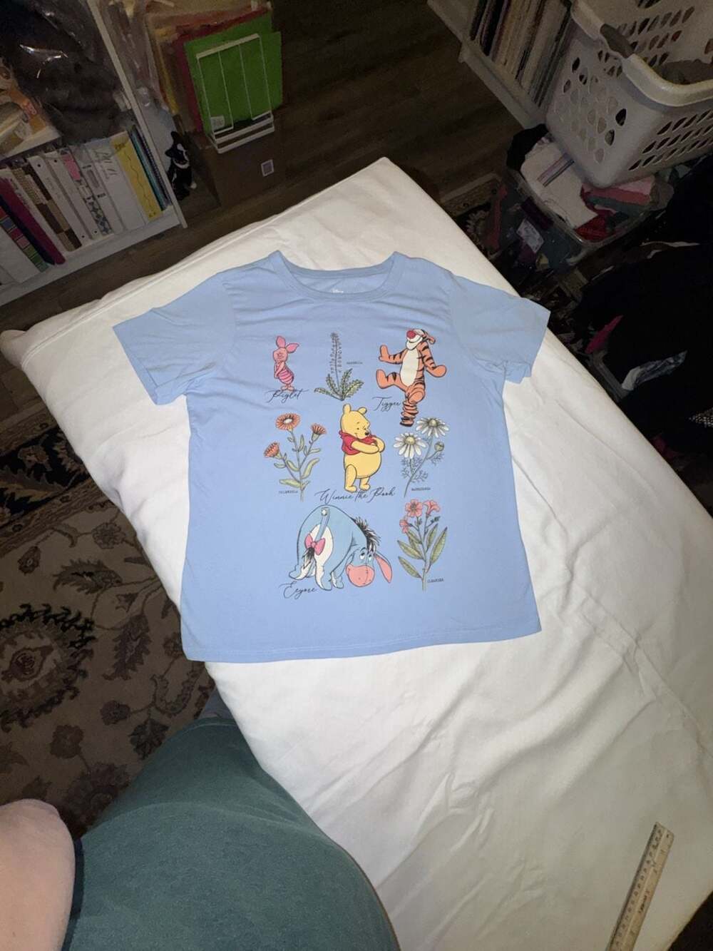 Disney Winnie the Pooh Graphic Tee Size M Blue